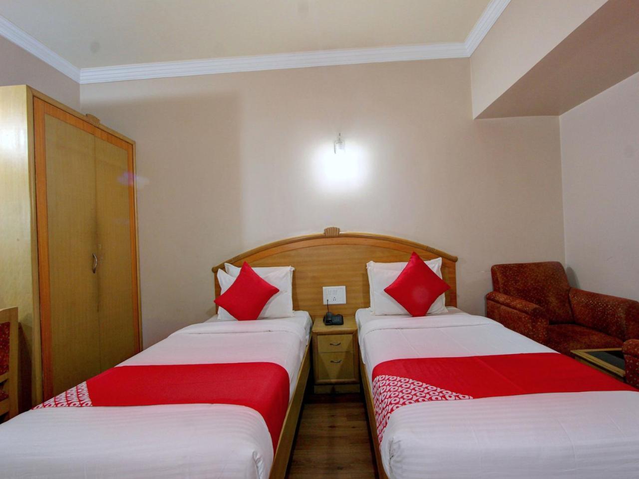 Oyo 15781 Shree Adiga Residency Hotel Bangalore Exterior foto